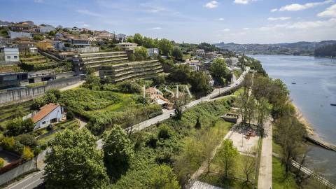Apartamento T2 com Vista Rio no Rivage Douro