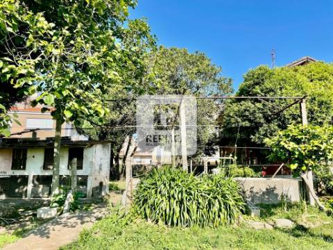 Quinta com moradia para recuperar em Gulpilhares, Vila Nova de Gaia