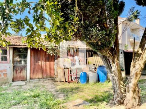 Quinta com moradia para recuperar em Gulpilhares, Vila Nova de Gaia