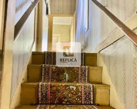 Quinta com moradia para recuperar em Gulpilhares, Vila Nova de Gaia