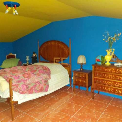 Moradia a 10 minutos da praia, com grande jardim!