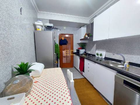 Moradia T3 no Alto de Buarcos!