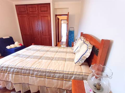 Moradia T5 com jardim e garagem, para venda na Figueira da Foz- Tavarede!