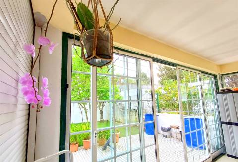 Moradia T5 com jardim e garagem, para venda na Figueira da Foz- Tavarede!