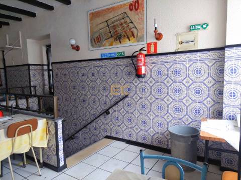 Prédio para venda, na Figueira da Foz - Baixa da Cidade!