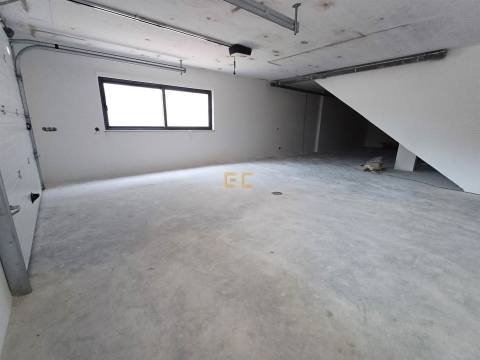 Moradia T4 Nova, para venda na Figueira da Foz- Tavarede!