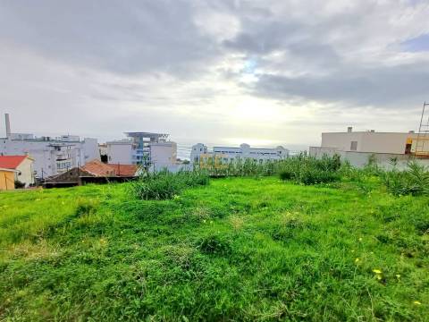 Terreno urbano para venda na Figueira da Foz- Buarcos- Vista de Mar!