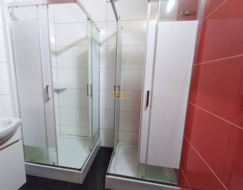 Moradia T8, com piscina e terreno, para venda na Figueira da Foz - São Pedro- Gala!