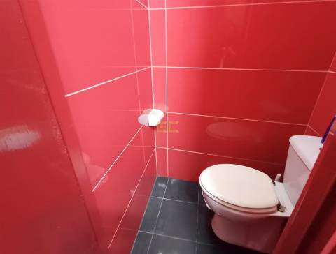 Moradia T8, com piscina e terreno, para venda na Figueira da Foz - São Pedro- Gala!