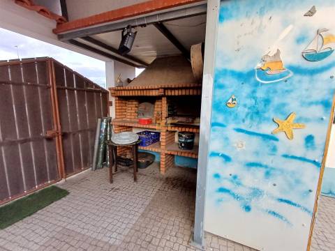 Moradia T8, com piscina e terreno, para venda na Figueira da Foz - São Pedro- Gala!