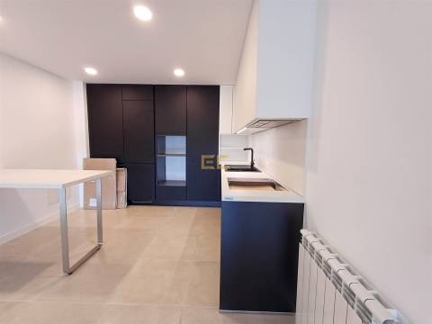 Apartamento T3 novo, com garagem, para venda na Figueira da Foz- Buarcos!