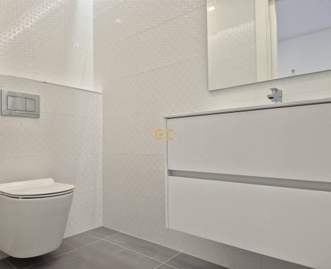 Apartamento T3 novo, com garagem, para venda na Figueira da Foz- Buarcos!