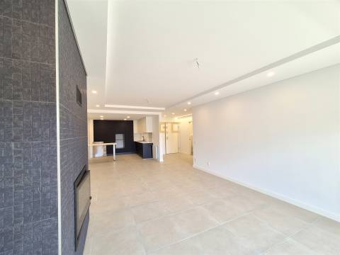 Apartamento T3 novo, com garagem, para venda na Figueira da Foz- Buarcos!