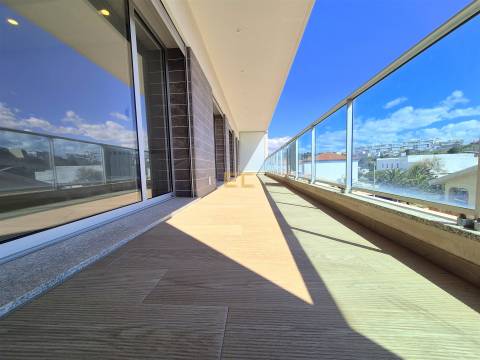 Apartamento T3 novo, com garagem, para venda na Figueira da Foz- Buarcos!