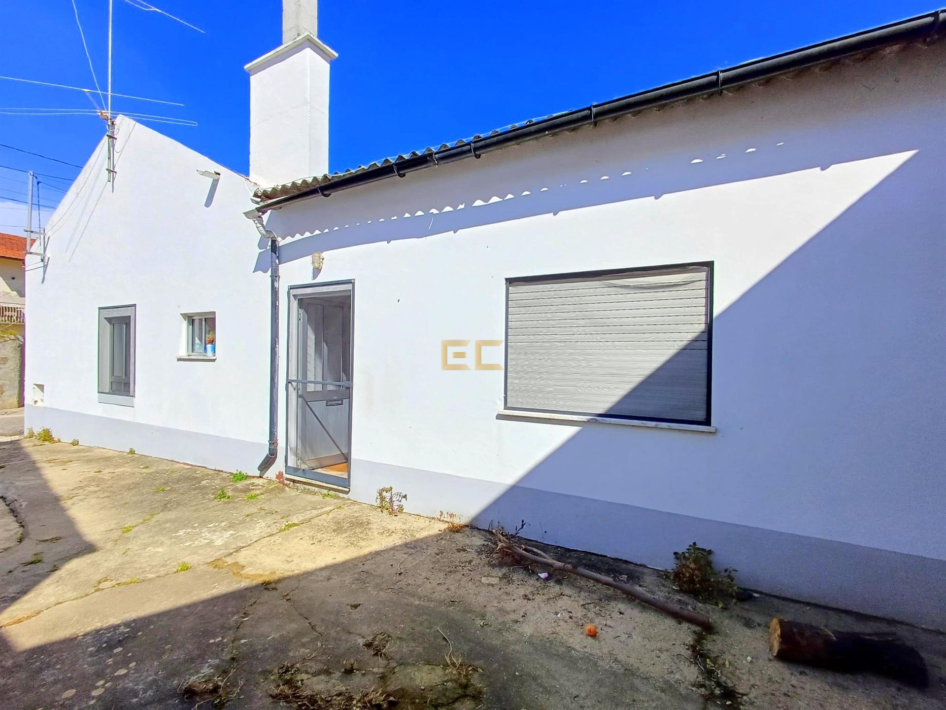 Moradia T2 para venda, na Figueira da Foz- Maiorca!