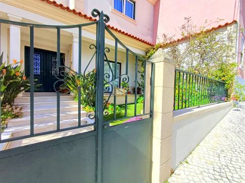 Moradia T5 para venda, na Figueira da Foz- Tavarede!