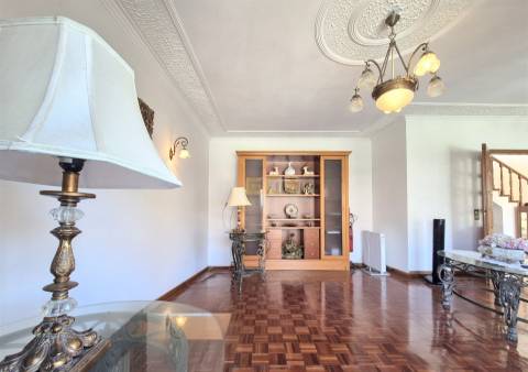 Moradia T5 no centro da cidade, para venda na Figueira da Foz!