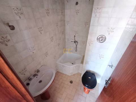 Apartamento T2, para venda na Figueira da Foz- Alto do Forno- em Buarcos!