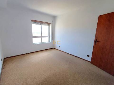 Apartamento T2, para venda na Figueira da Foz- Alto do Forno- em Buarcos!