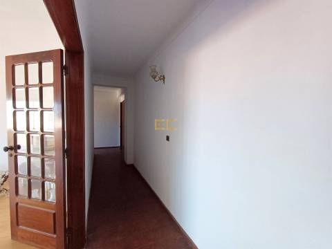 Apartamento T2, para venda na Figueira da Foz- Alto do Forno- em Buarcos!