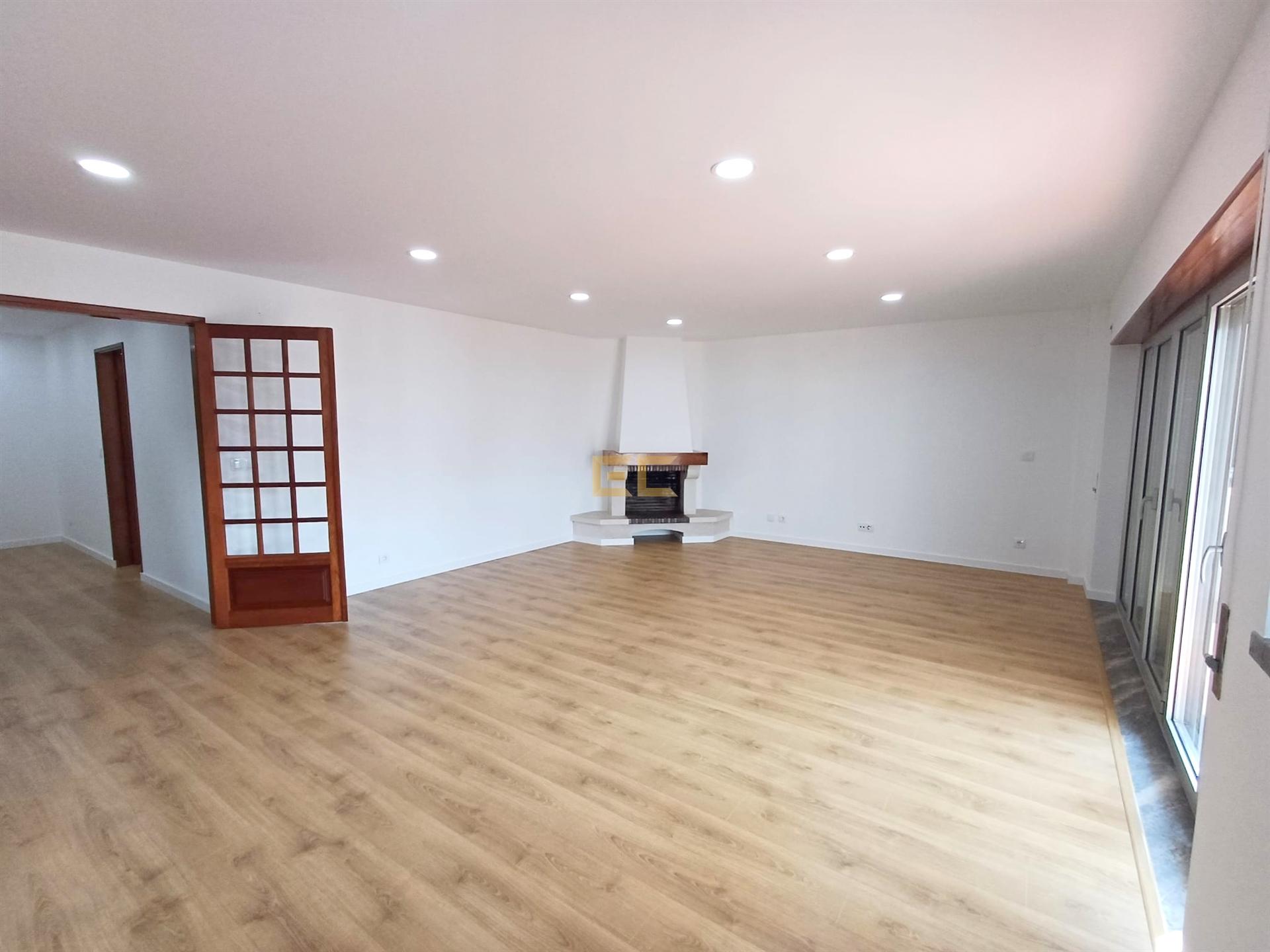 Apartamento T3 para venda, na Figueira da Foz- Alto do Forno!
