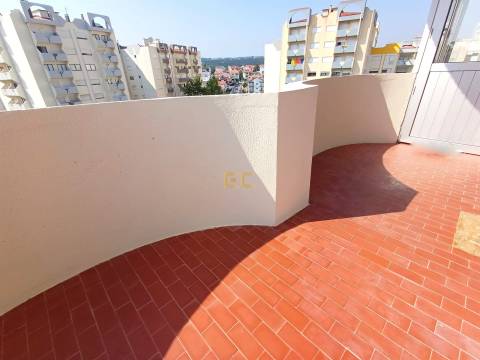 Apartamento T3 para venda, na Figueira da Foz- Alto do Forno!