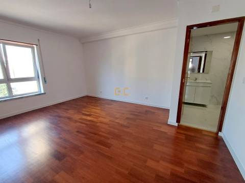 Apartamento T3 para venda, na Figueira da Foz- Alto do Forno!