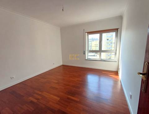 Apartamento T3 para venda, na Figueira da Foz- Alto do Forno!