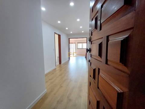 Apartamento T3 para venda, na Figueira da Foz- Alto do Forno!