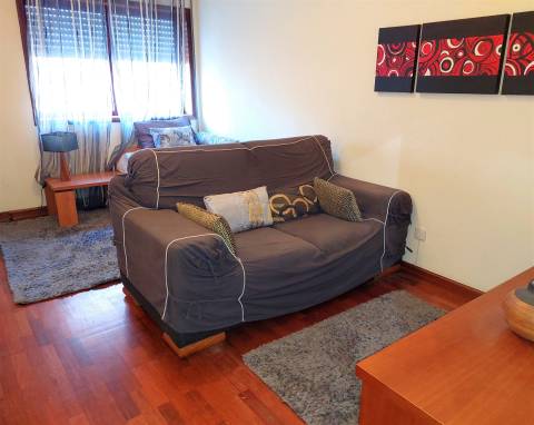 Apartamento T1, para arrendamento ao ano na Figueira da Foz- Abadias!