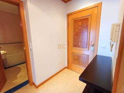 Arrenda-se Apartamento T1 mobilado, em Tavarede- Figueira da Foz!