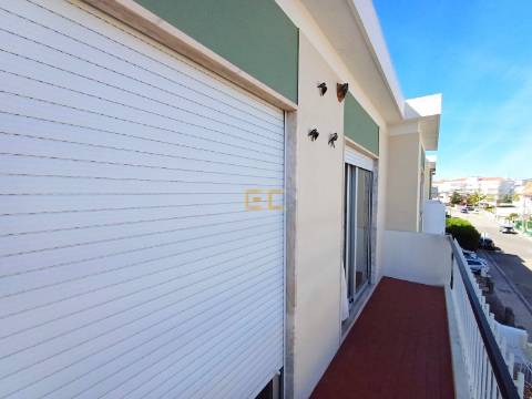 Apartamento T3 com garagem, para venda na Figueira da Foz!