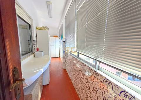 Apartamento T3 com garagem, para venda na Figueira da Foz!