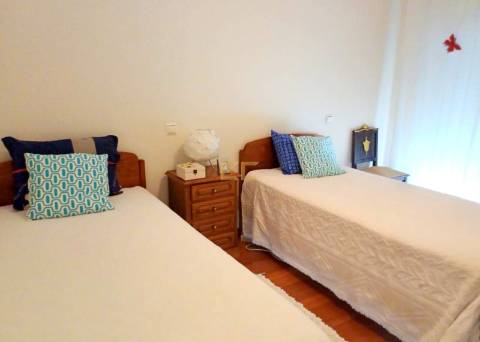 Apartamento T3, com garagem em Buarcos- Quinta da Cerâmica!