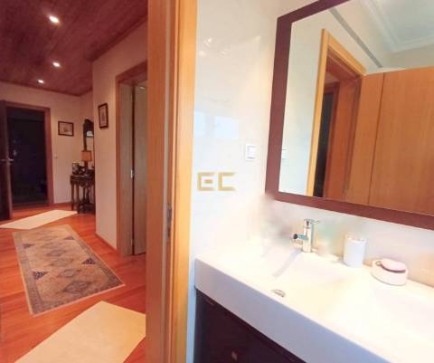 Apartamento T3, com garagem em Buarcos- Quinta da Cerâmica!