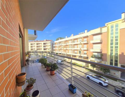 Apartamento T3, com garagem em Buarcos- Quinta da Cerâmica!