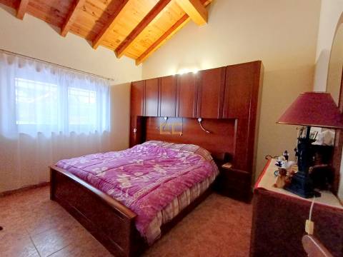 Moradia T3, com piscina e terreno - Bom Sucesso!