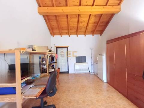 Moradia T3, com piscina e terreno - Bom Sucesso!