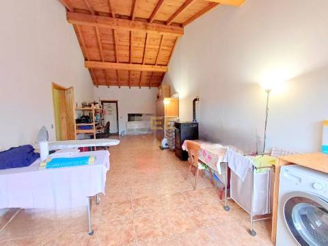 Moradia T3, com piscina e terreno - Bom Sucesso!