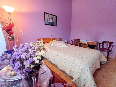 Moradia T3, com piscina e terreno - Bom Sucesso!