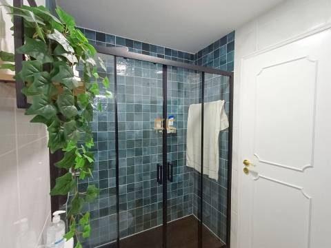 Apartamento T1K, com garagem, para venda - Praia de Buarcos!