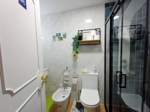 Apartamento T1K, com garagem, para venda - Praia de Buarcos!