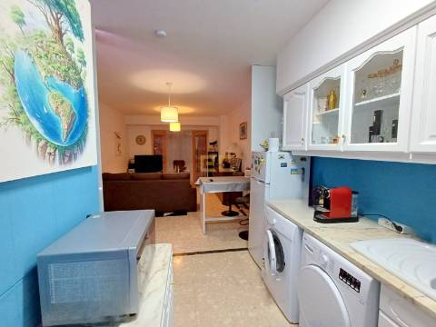 Apartamento T1K, com garagem, para venda - Praia de Buarcos!