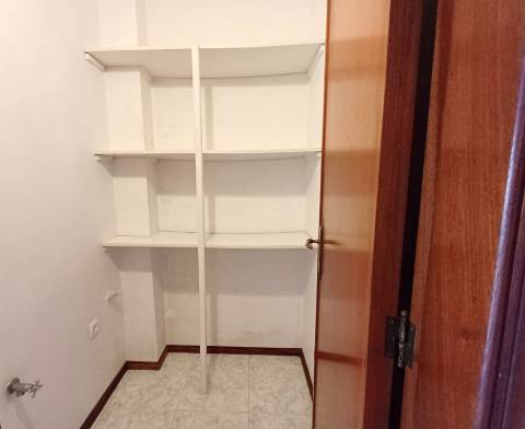 Apartamento T2, com garagem- Alto do Forno!