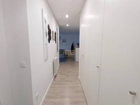 Apartamento T1, com Garagem, para venda - Quinta da Borloteira / Figueira da Foz