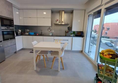 Apartamento T1, com Garagem, para venda - Quinta da Borloteira / Figueira da Foz