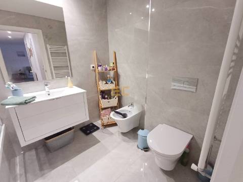 Apartamento T1, com Garagem, para venda - Quinta da Borloteira / Figueira da Foz