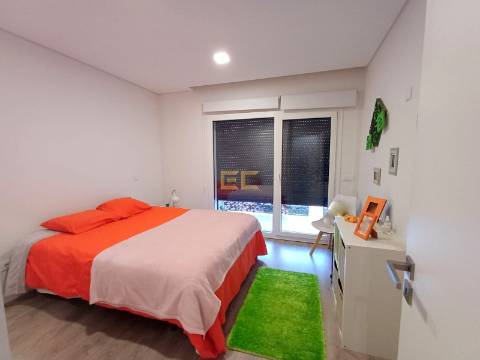 Apartamento T1, com Garagem, para venda - Quinta da Borloteira / Figueira da Foz