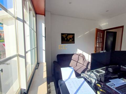 Moradia T5 unifamiliar - Tavarede