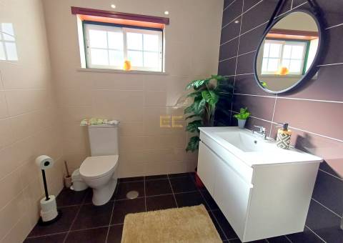 Moradia T5 unifamiliar - Tavarede